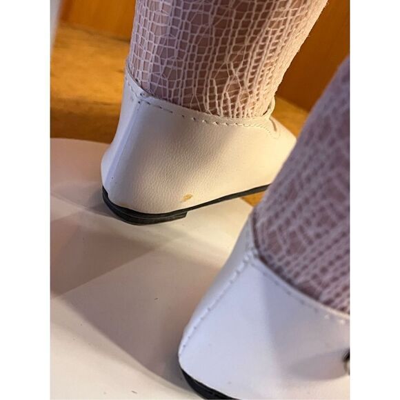 COURT OF DOLLS 1630/3000 PINK DRESS DOLL Miss Hilda - Picture 10 of 10